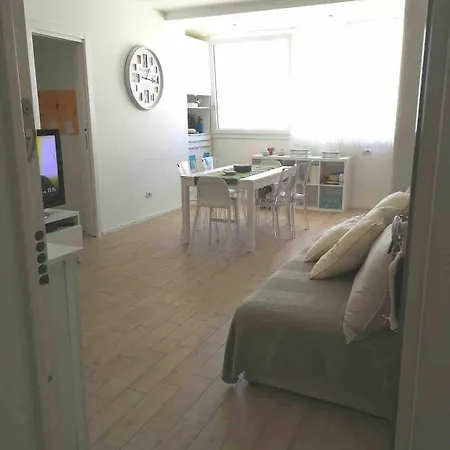 Zen House Relaxation And Peace Steps From The Sea Apartment Bari